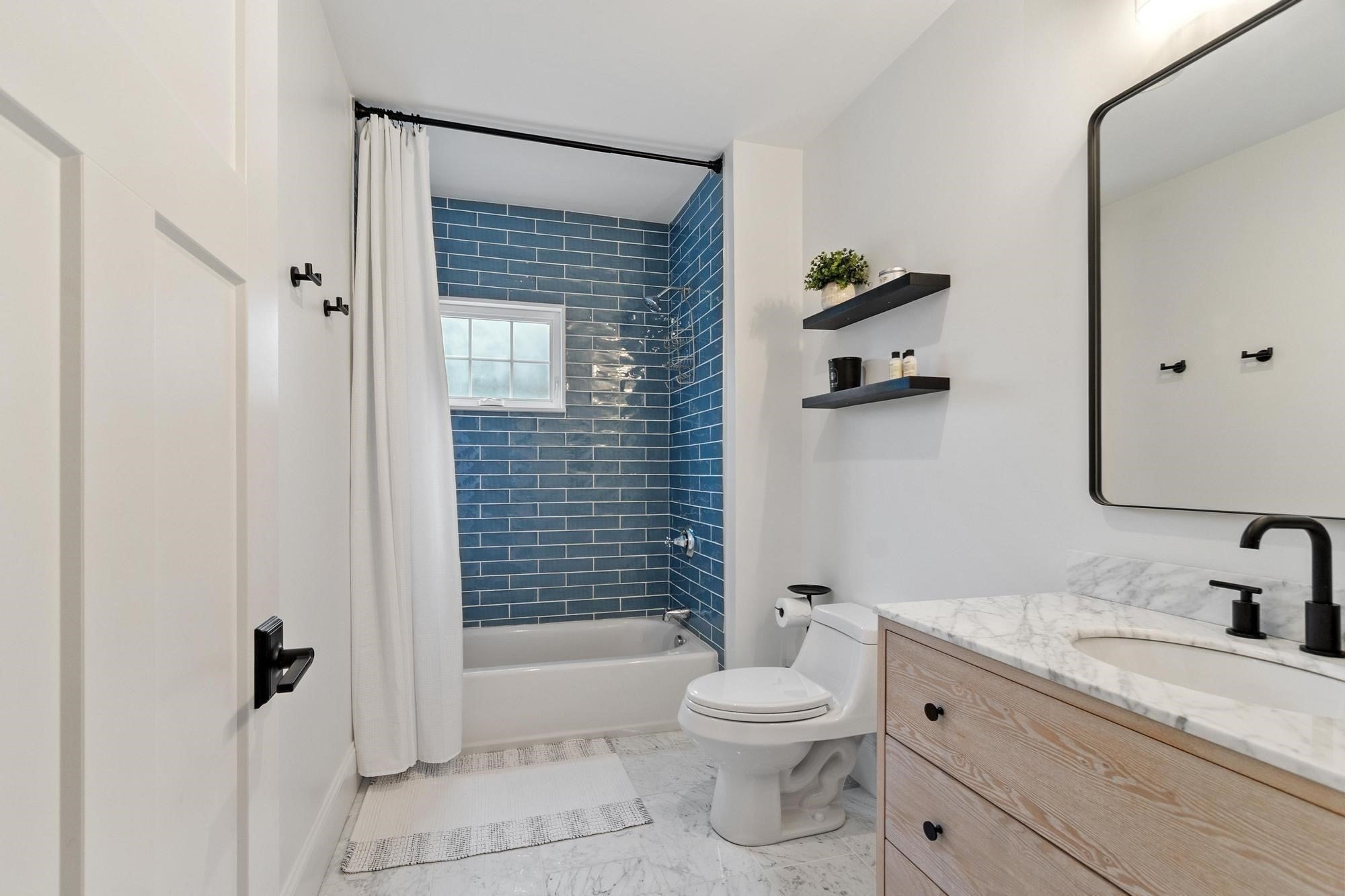245 Summer Ave, Reading, MA Photo #17