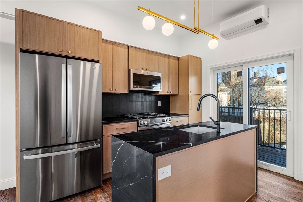 4 Sargent Street 3