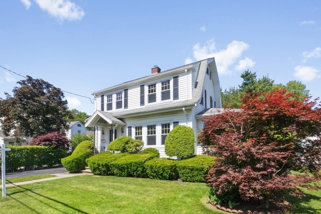 10 Fernwood Rd