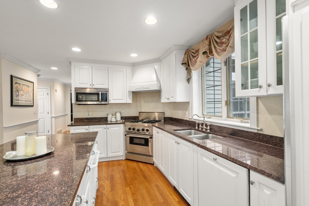 141 Deerfield Ln