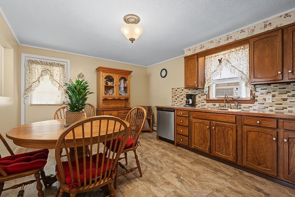 69 Thomas Street, Woonsocket, RI, 69 Thomas Street, Woonsocket, RI Photo #8