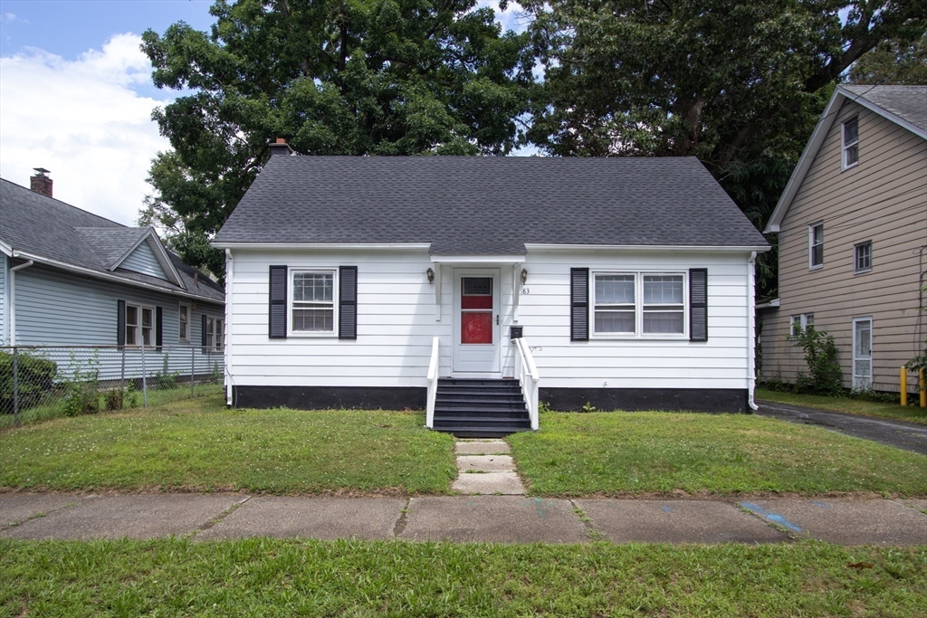 83 Newhall St, Springfield, MA Photo #24