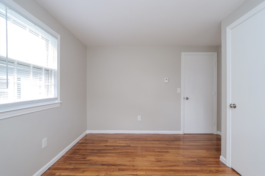 83 Newhall St, Springfield, MA Photo #20