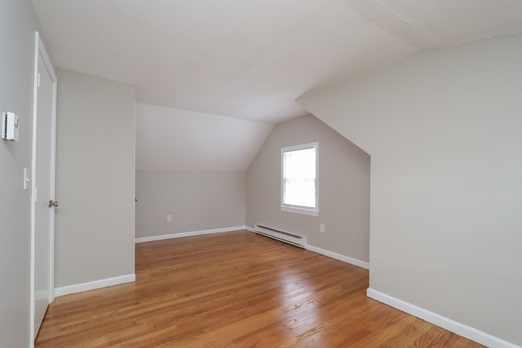 83 Newhall St, Springfield, MA Photo #18