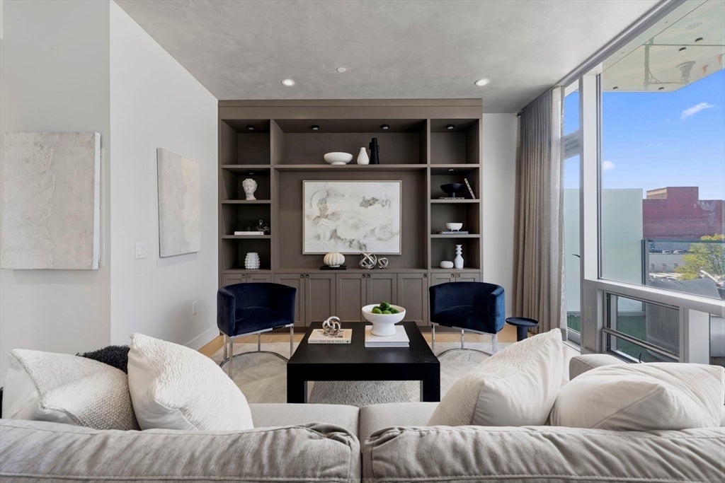 32 Traveler Street 303