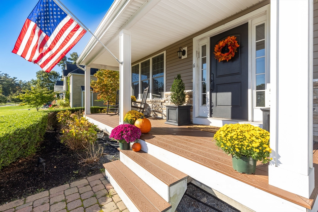6 Waterford Circle