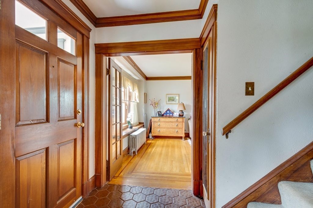 29 Undine Rd
