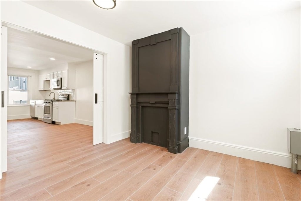 301 Bunker Hill Street #1, Boston, MA Photo #10