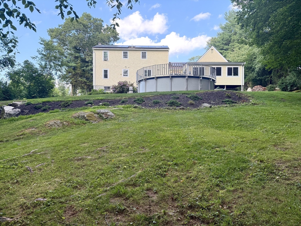 840 Hancock St