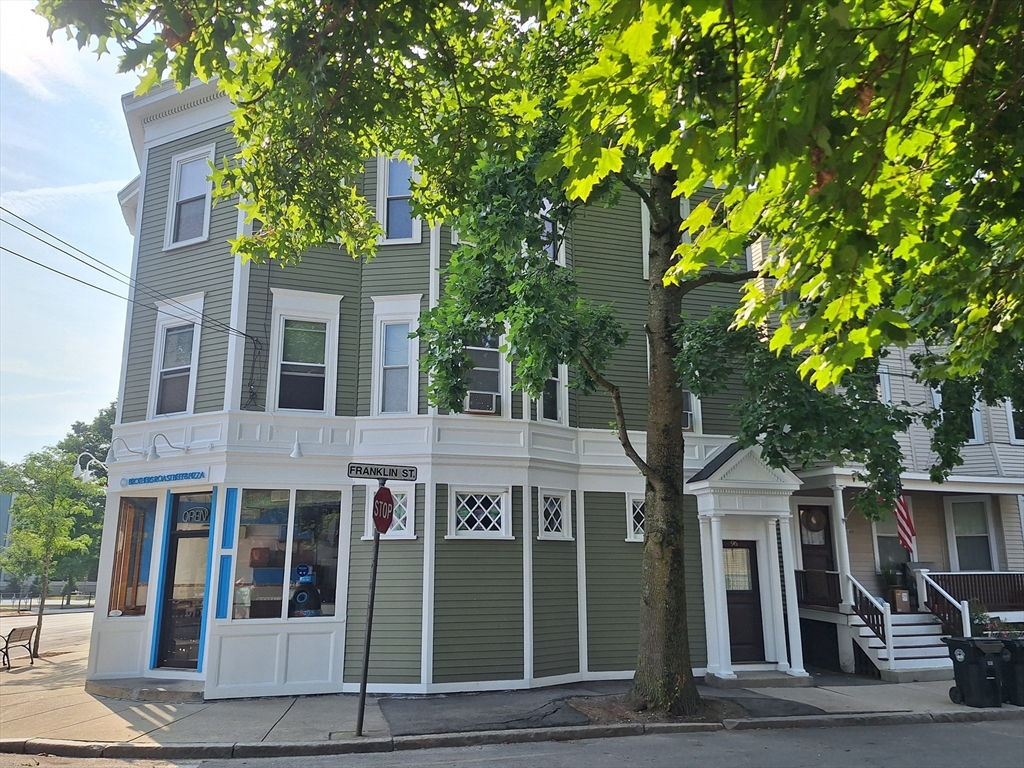 293 Cypress St