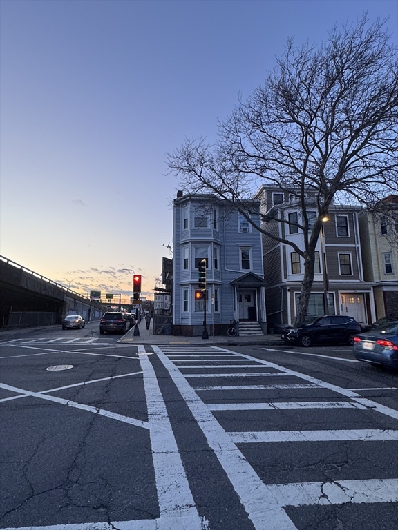 132 Chelsea St