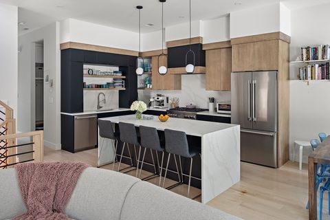 70 Washington St 70 Newton MA 02458