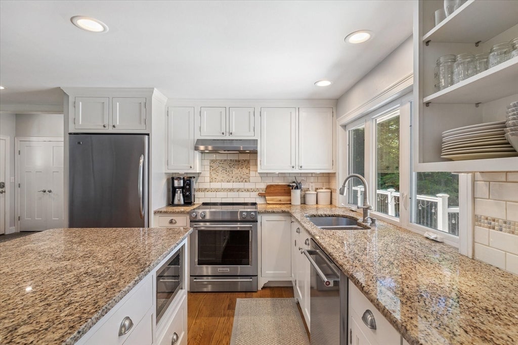 19 Spruce Drive