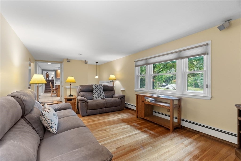 16 Park Lane, Norton, MA Photo #10