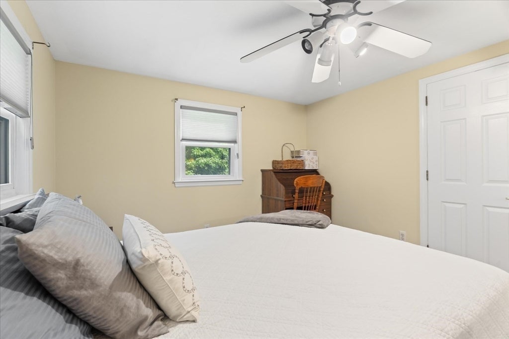 16 Park Lane, Norton, MA Photo #18