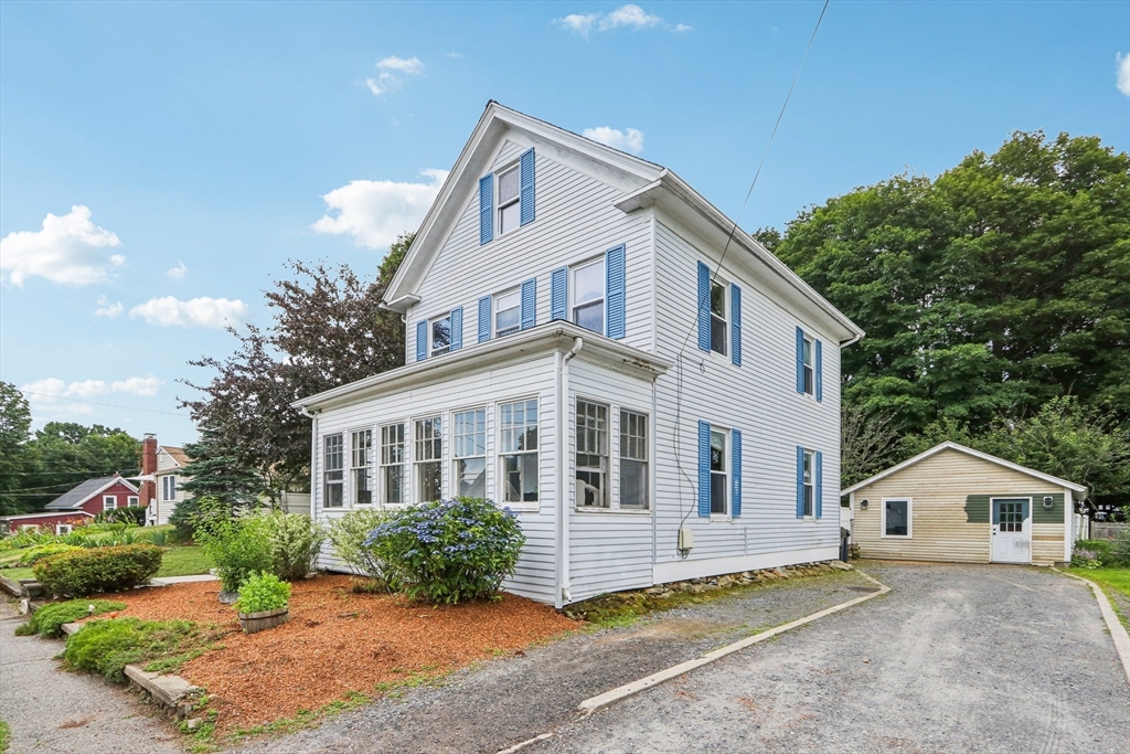 25 Walnut St
