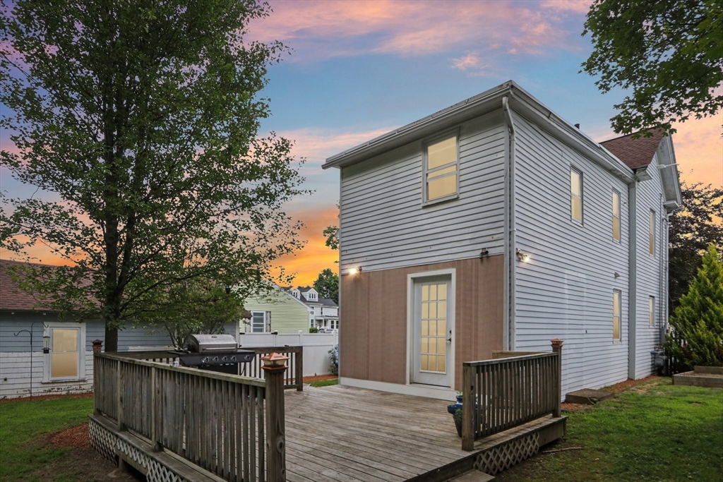 25 Walnut St