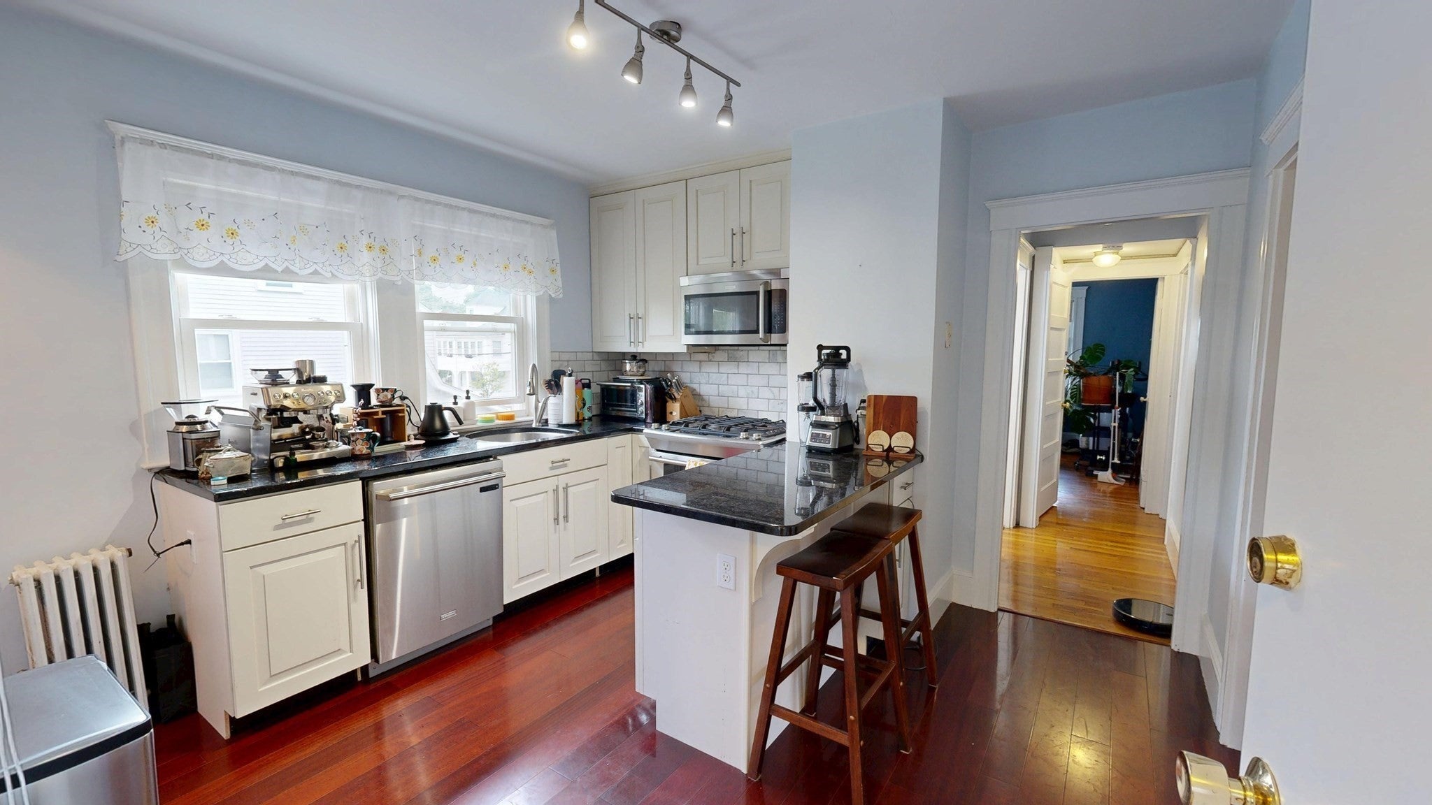 75 Bowen Ave, Medford, MA Photo #4