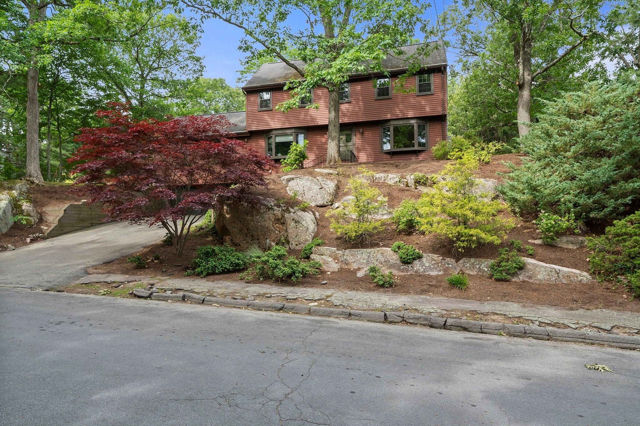 37 Michele Ln
