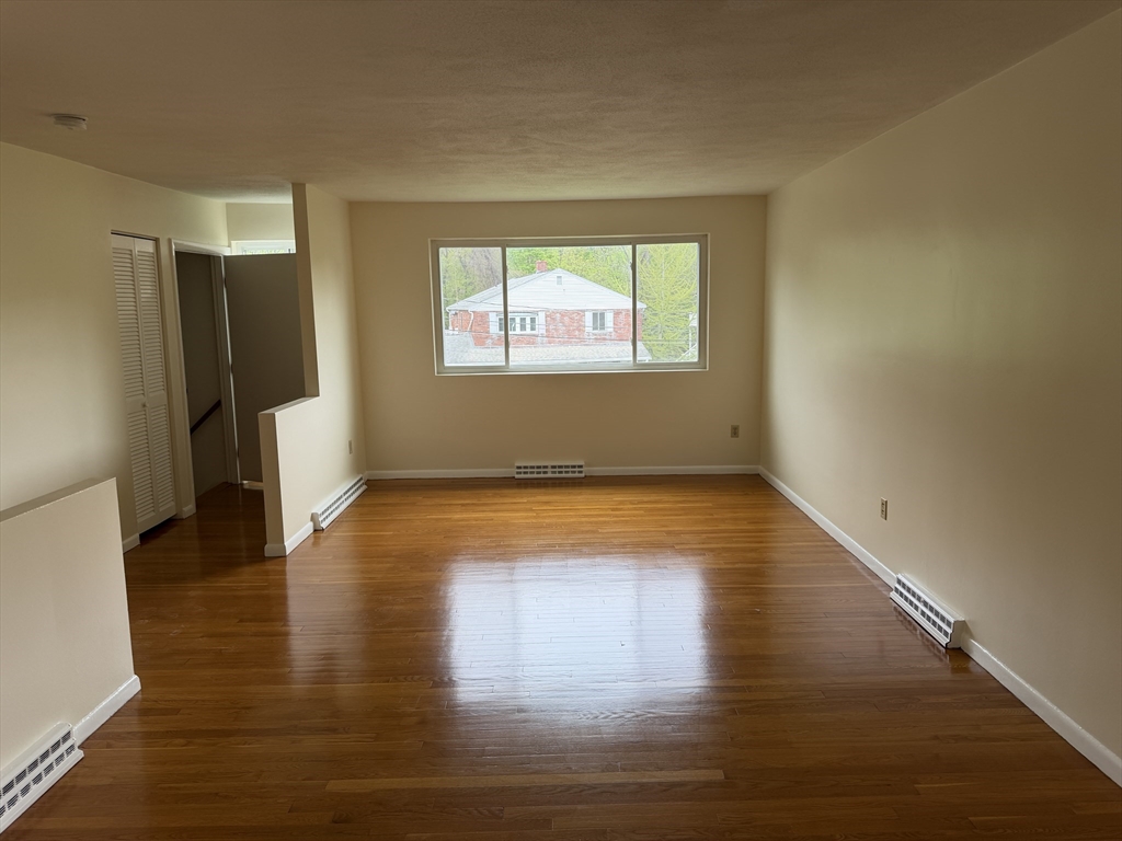 12 Kippy Drive 1stFlr, Newton, MA Photo #11