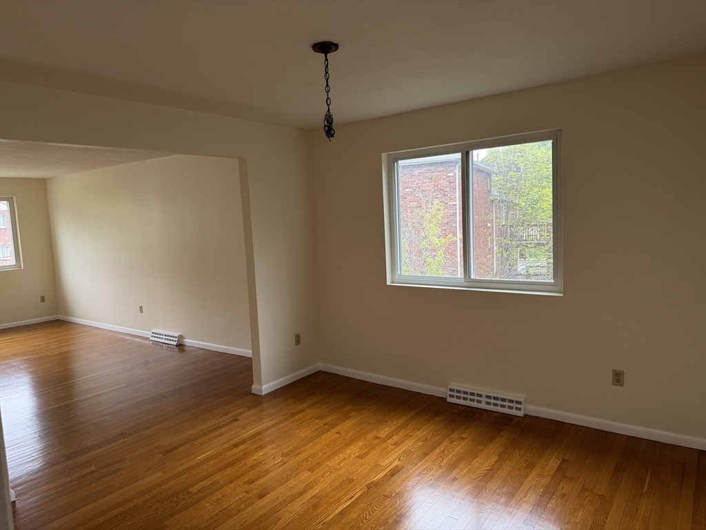 12 Kippy Drive 1stFlr, Newton, MA Photo #10