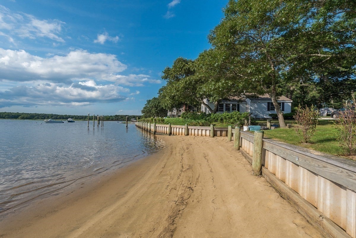30 Overland Rd, Mashpee, MA, 30 Overland Rd, Mashpee, MA Photo #19