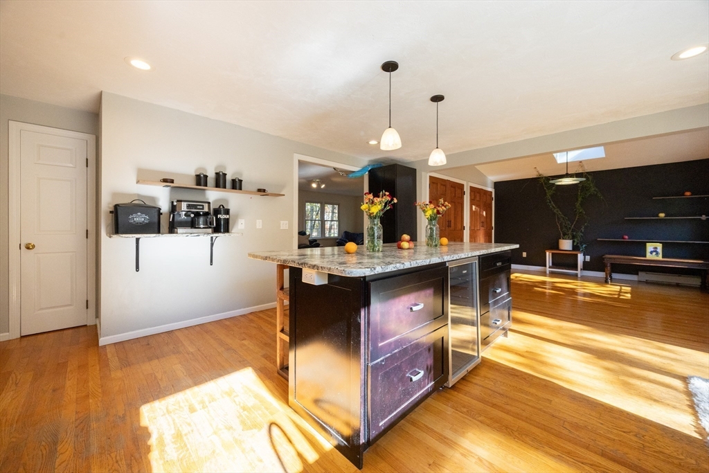27 Fowler St