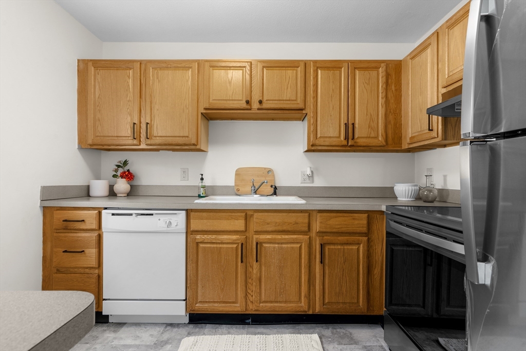 232 Rock St 232