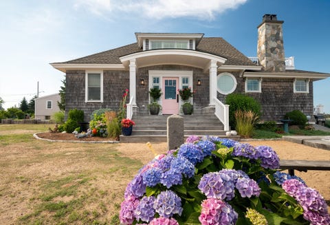 Photo of 11 Julia St, Newburyport, MA 01950 (MLS # 73553819)