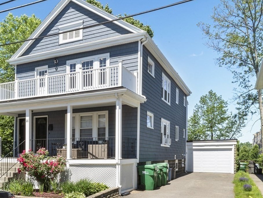 Click for 21 Harold ST #2, Medford, MA slideshow