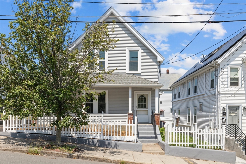 15 Bennett St