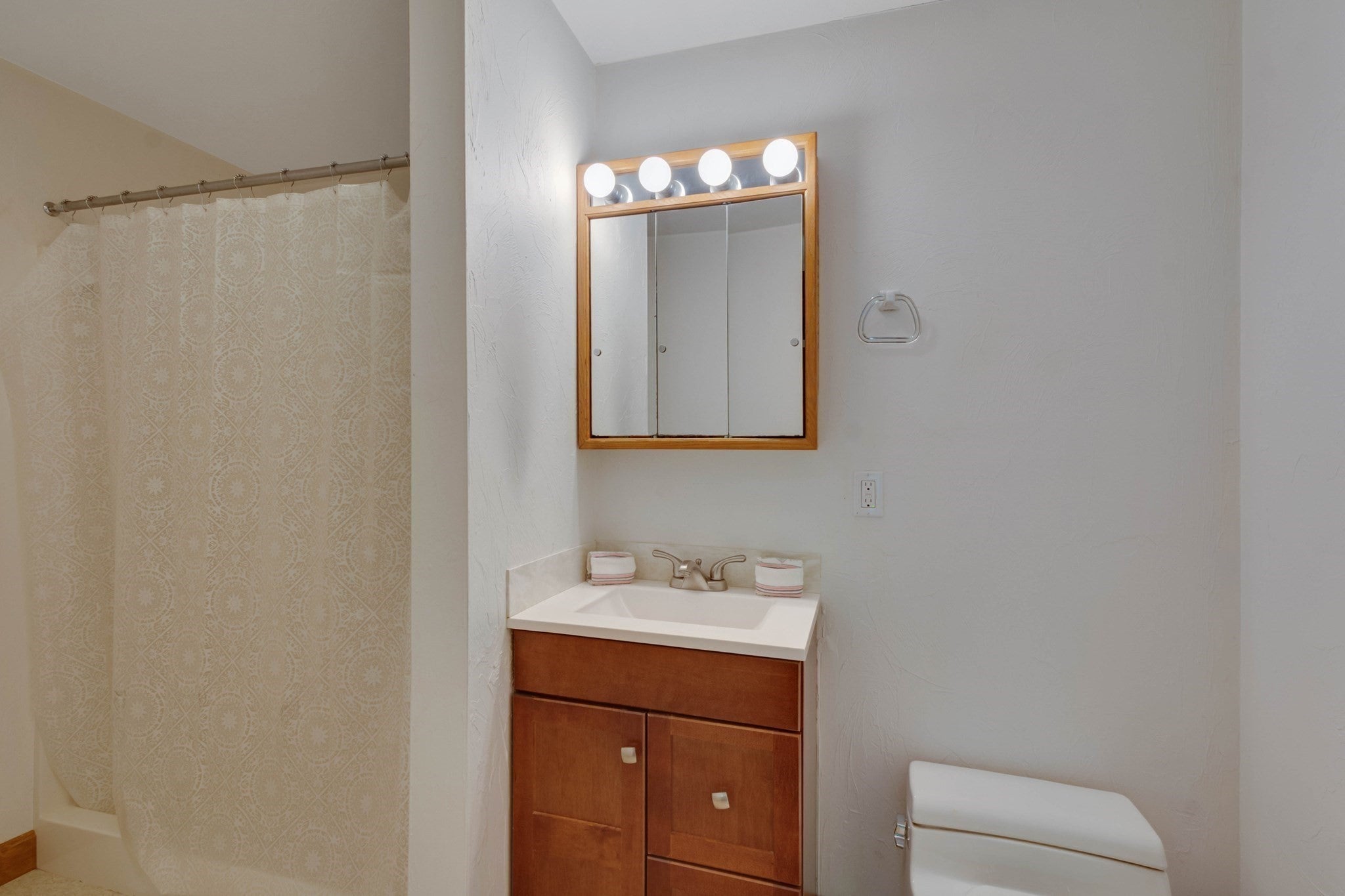 17 Wyndcliff Drive, Acton, MA, 17 Wyndcliff Drive, Acton, MA Photo #38