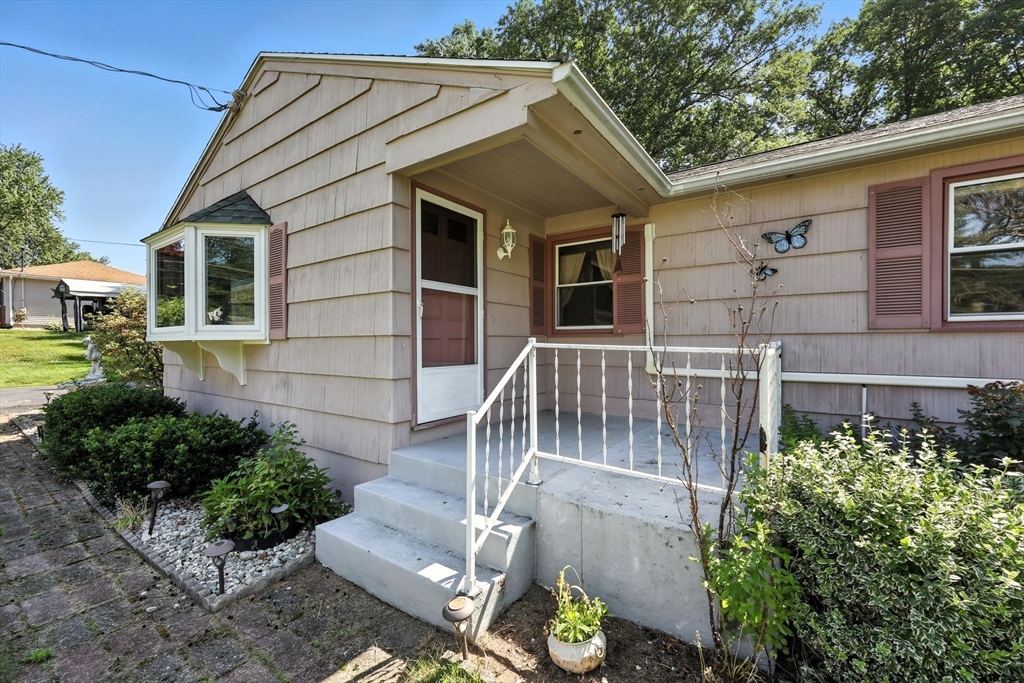 51 Glenview Dr