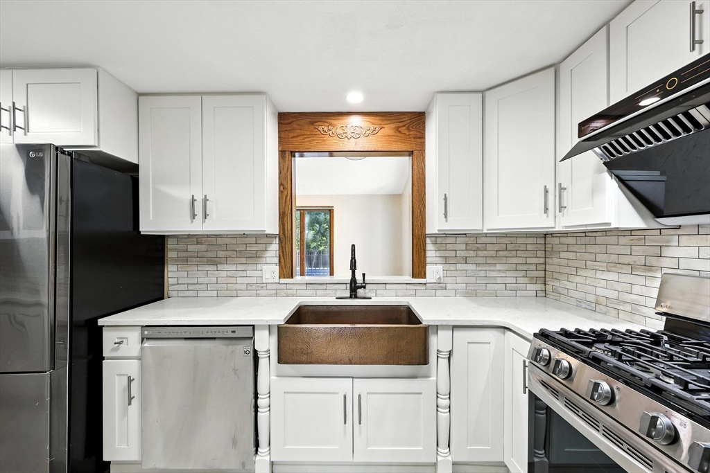 51 Glenview Dr
