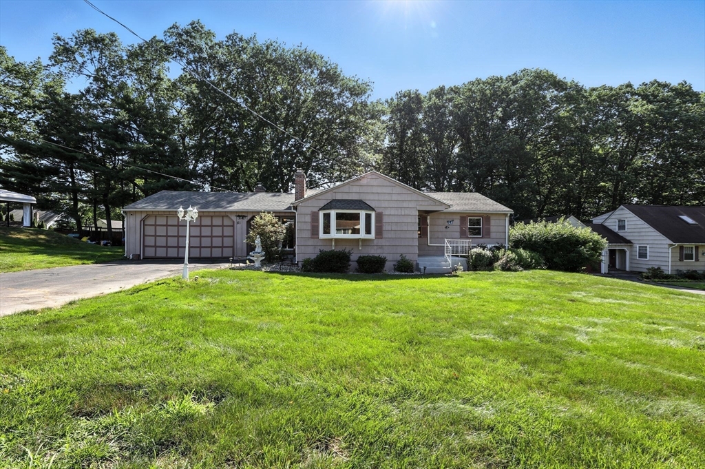 51 Glenview Dr