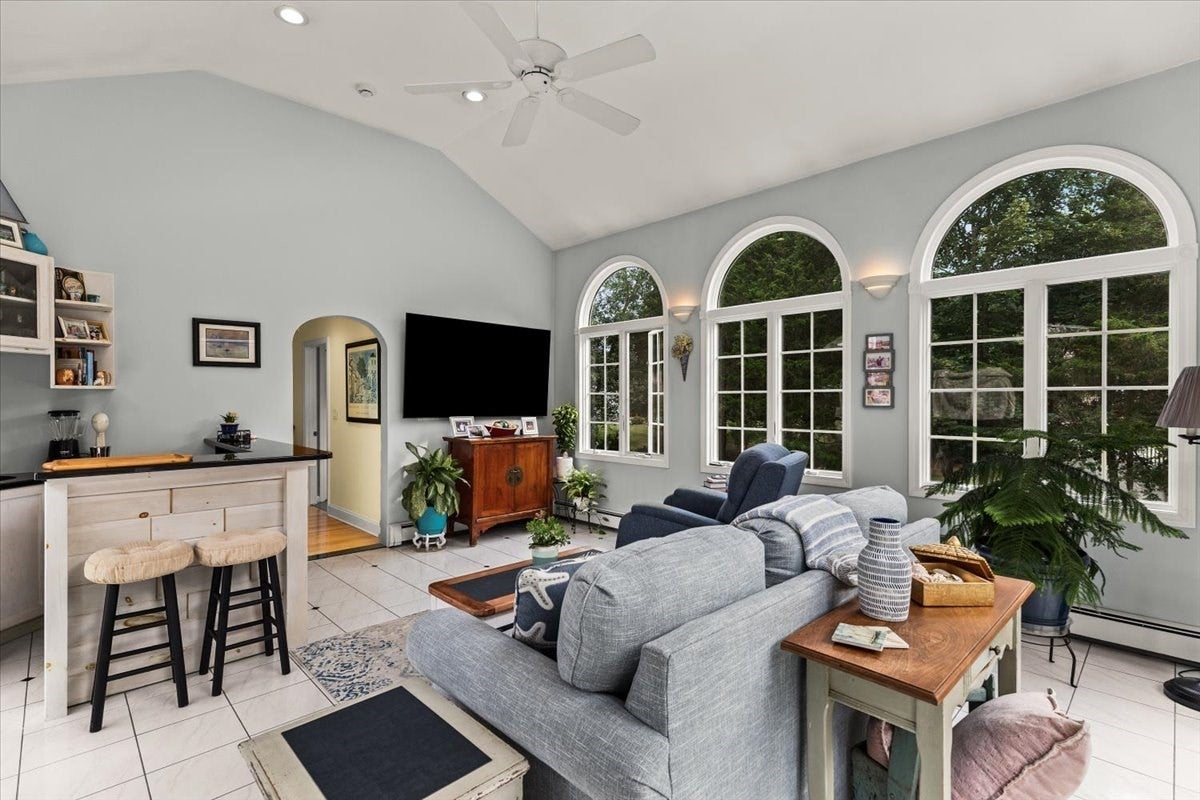268 Water Street, Pembroke, MA, 268 Water Street, Pembroke, MA Photo #11