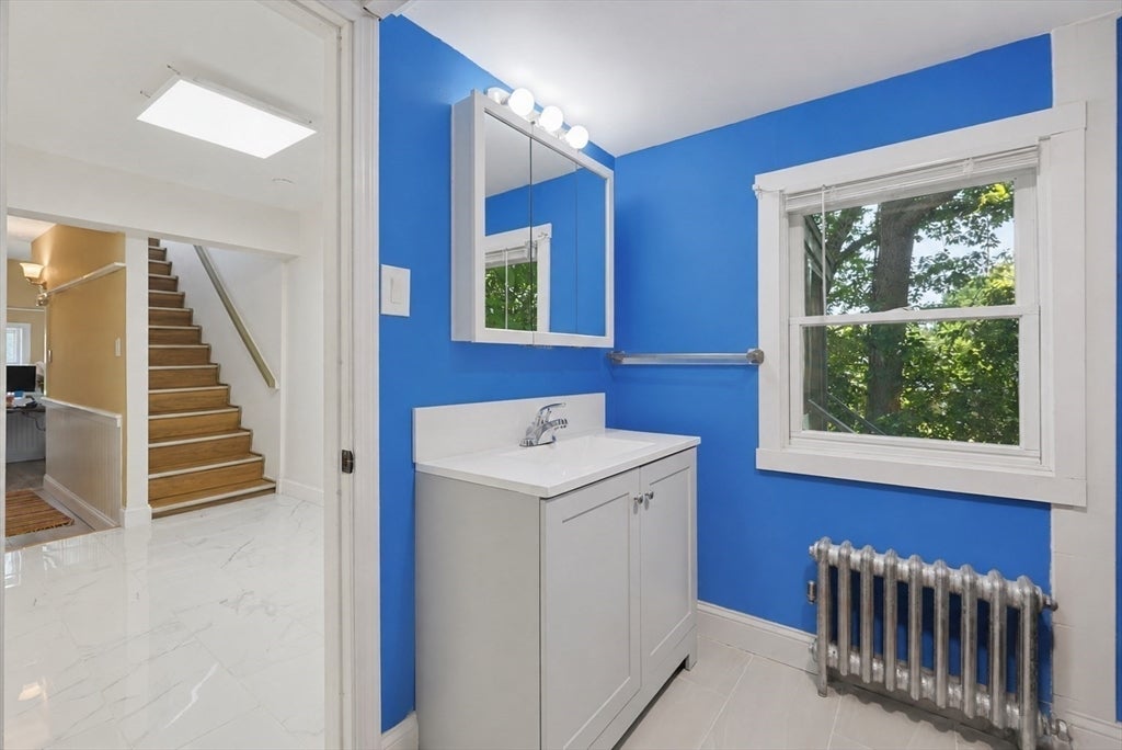 11 3rd Ave, Chelmsford, MA, 11 3rd Ave, Chelmsford, MA Photo #10
