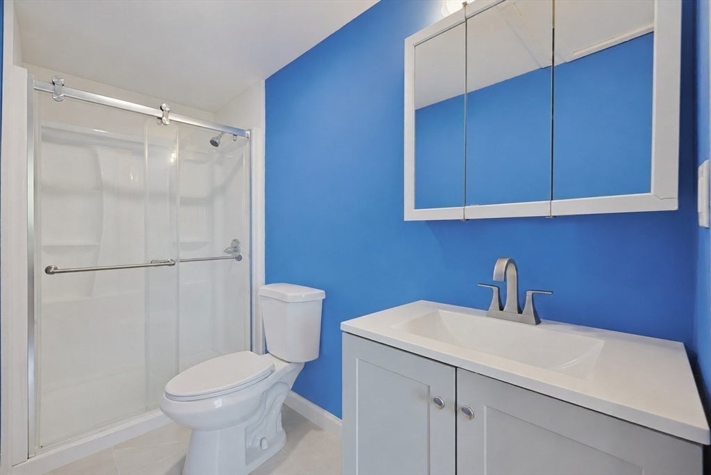 11 3rd Ave, Chelmsford, MA, 11 3rd Ave, Chelmsford, MA Photo #14