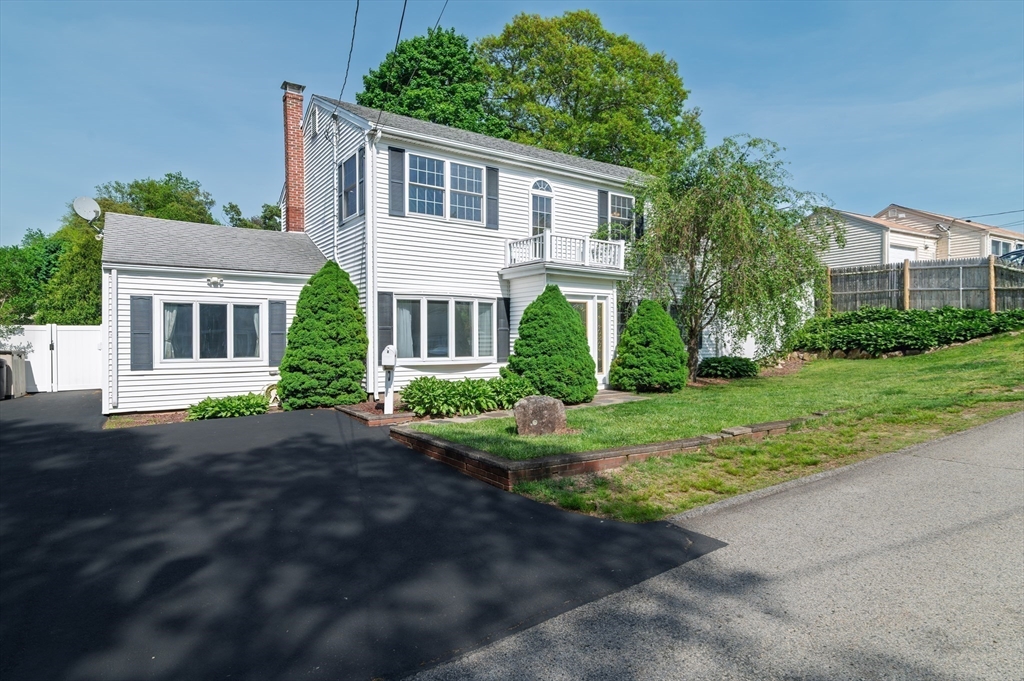 29 Karen Ln