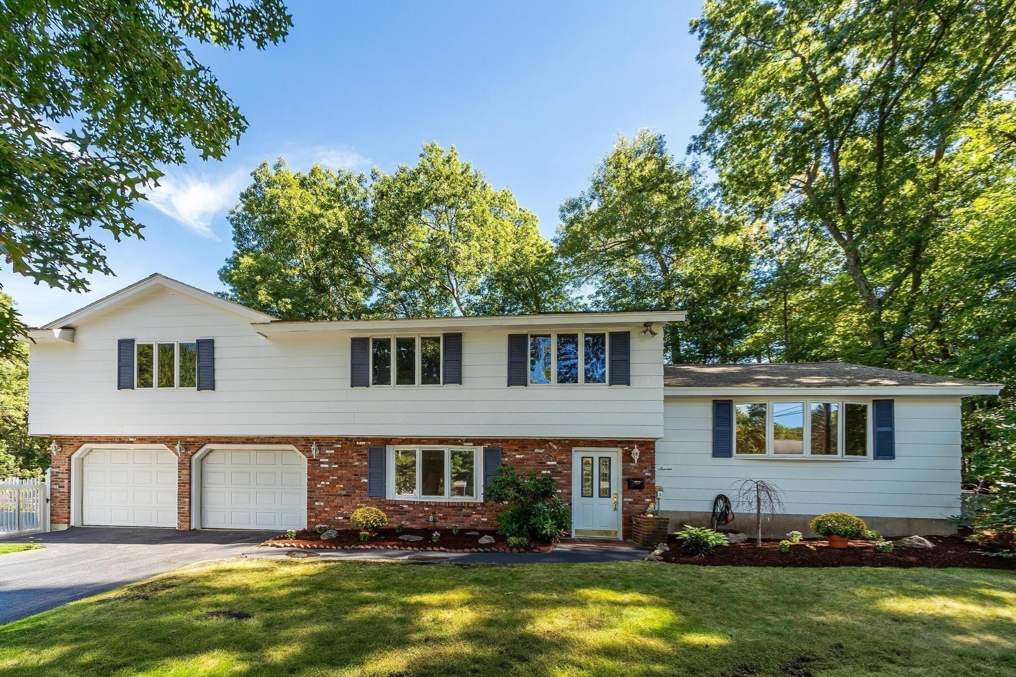 Photo: 7 Gaywood Cir, Peabody, MA