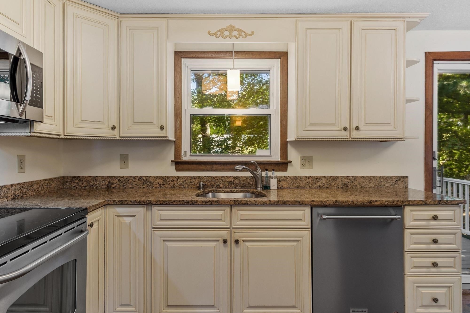 7 Gaywood Cir, Peabody, MA, 7 Gaywood Cir, Peabody, MA Photo #18