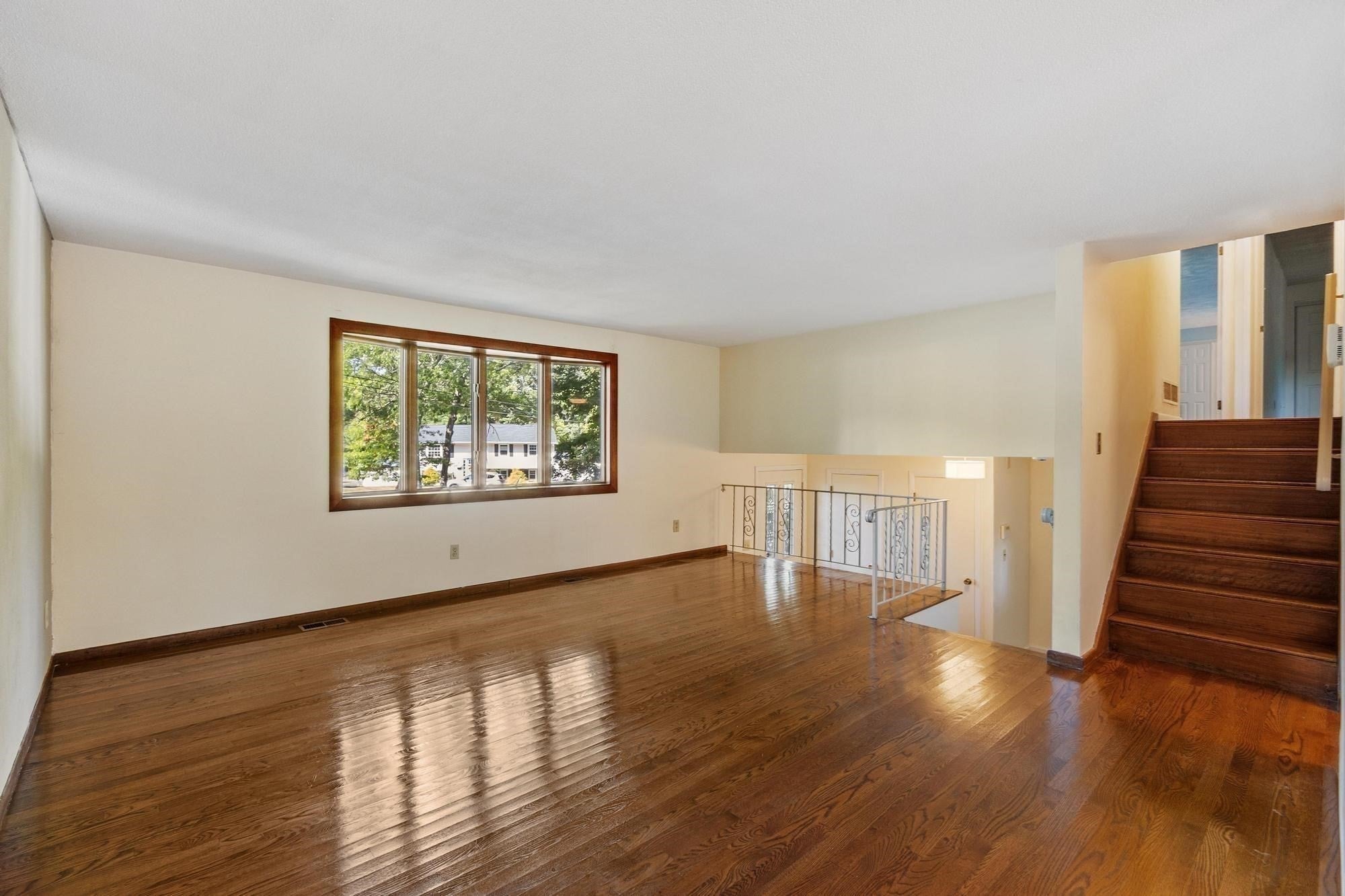7 Gaywood Cir, Peabody, MA, 7 Gaywood Cir, Peabody, MA Photo #12