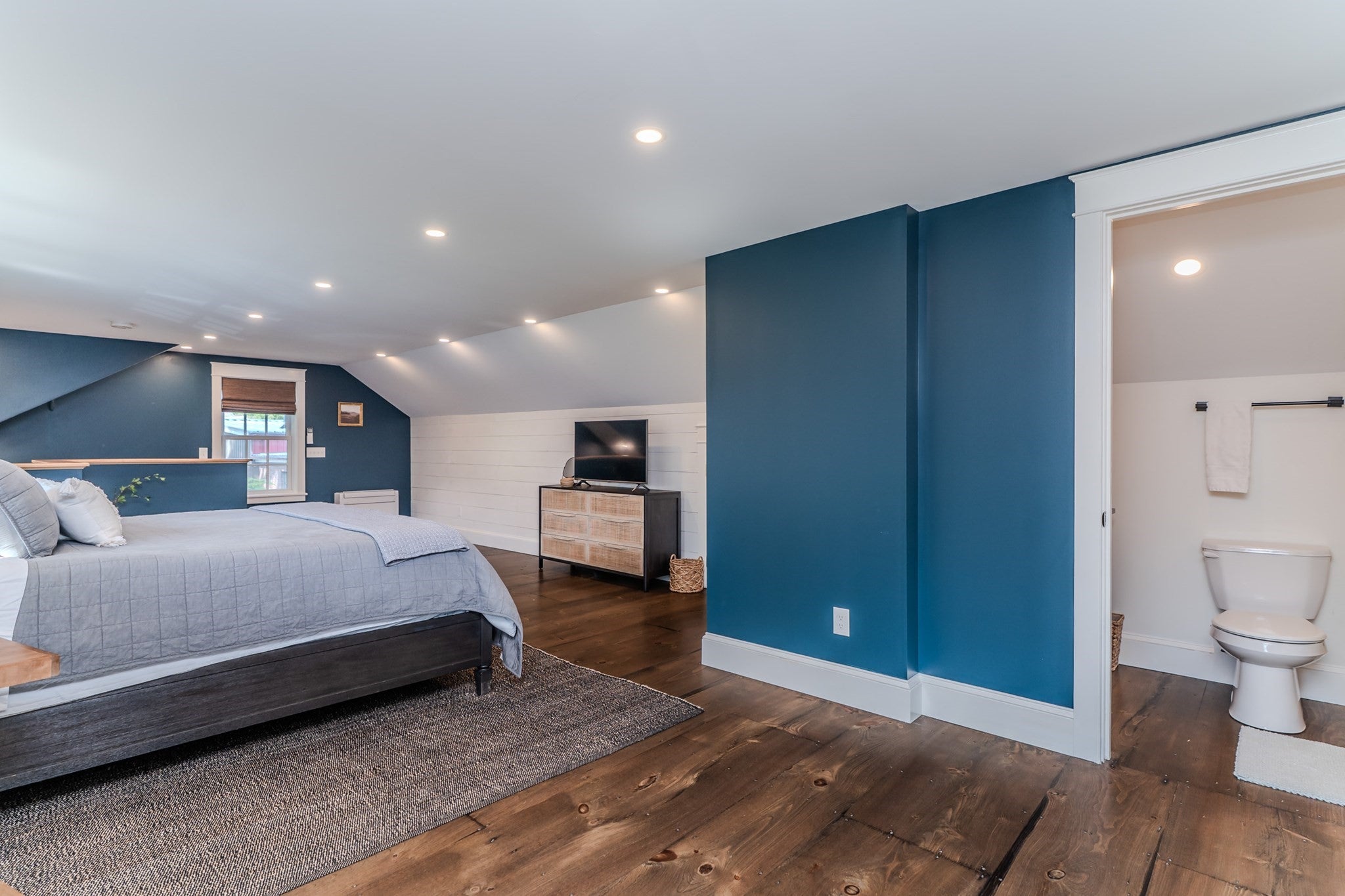 14 Sugarloaf St, Deerfield, MA Photo #27