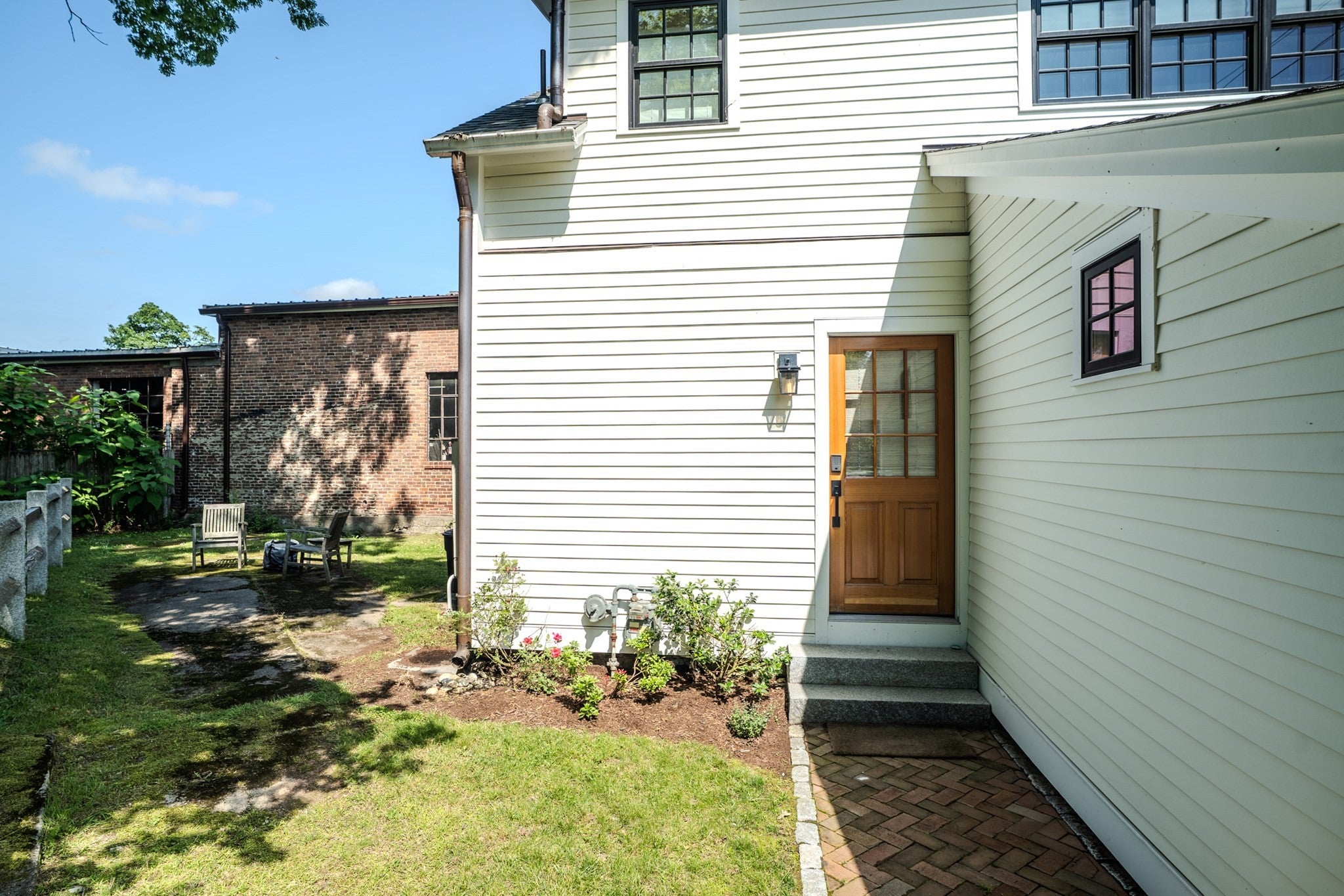 14 Sugarloaf St, Deerfield, MA Photo #4