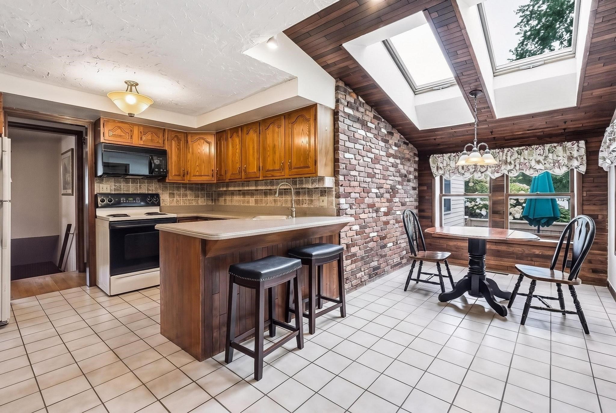 4 Orchard Dr, North Reading, MA, 4 Orchard Dr, North Reading, MA Photo #15