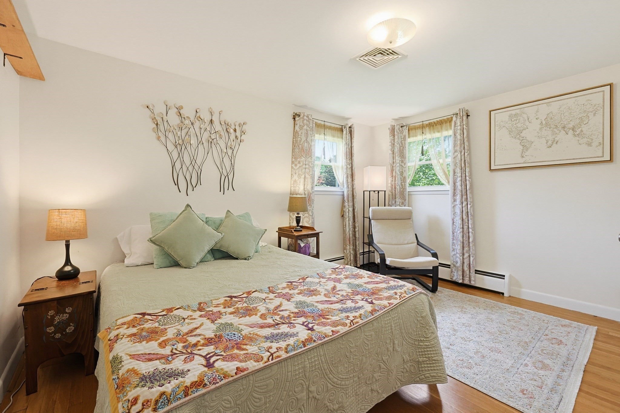 4 Willow St, Franklin, MA Photo #25