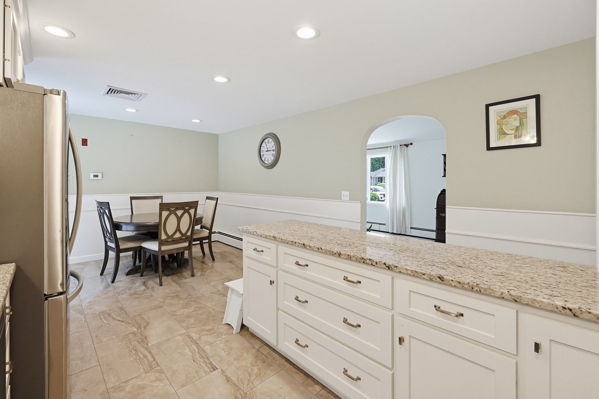 4 Willow St, Franklin, MA Photo #13