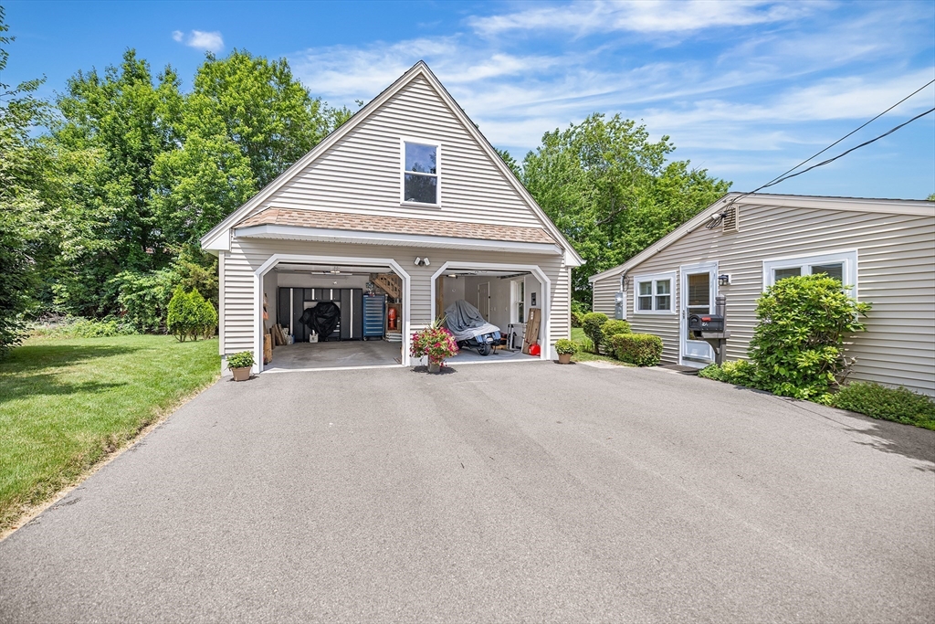 24 Dorothy Ave, Bellingham, MA Photo #19