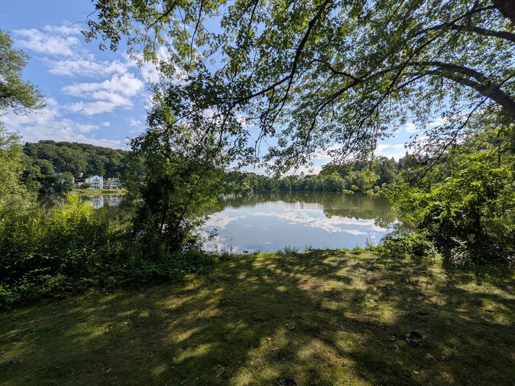 142 Kenrick ST #34, Boston, MA Photo #32