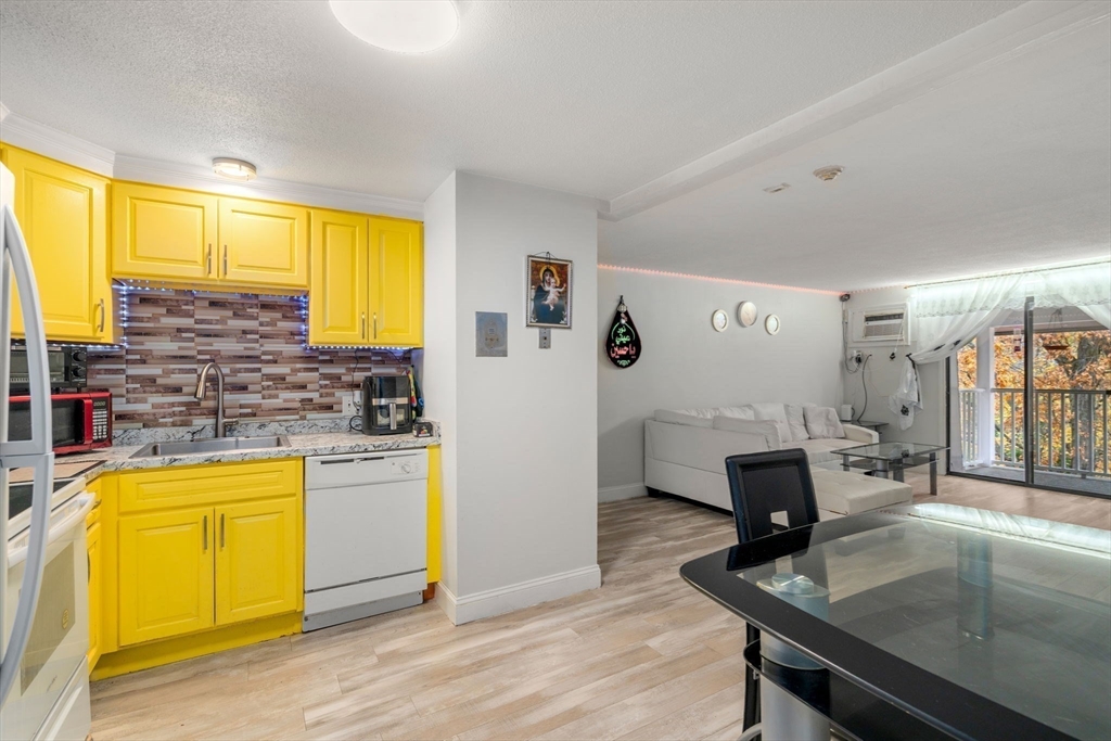 7 Wildwood Street 24